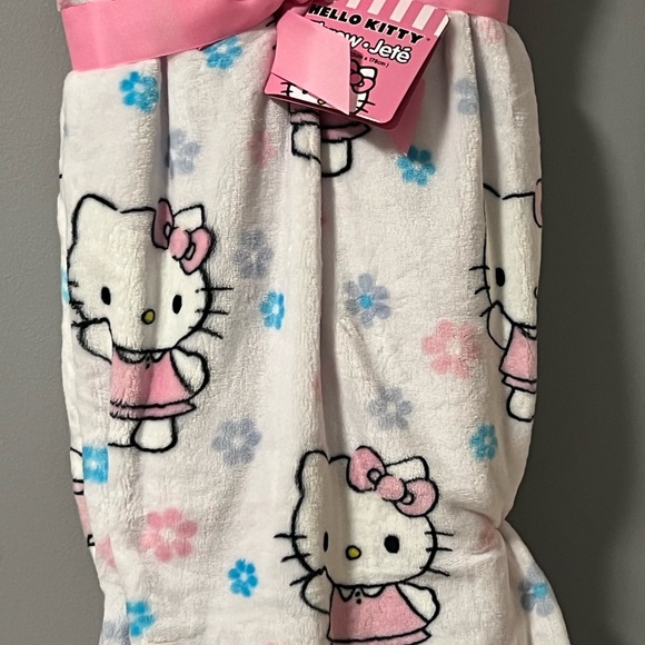 Hello kitty plush throw - Picture 2 of 2